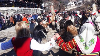 Вицепрезидентът Илияна Йотова призова за целенасочена политика за развитието на