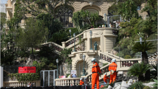 Хамилтън за малко да катастрофира в Монако 
