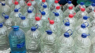 Митничари задържаха близо 700 литра нелегален алкохол при проверка в