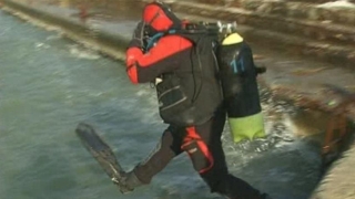 Военнослужещи от Военноморските сили участват в две операции в момента