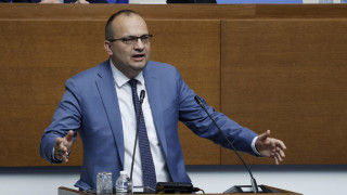 Депутатът от Демократична България ДБ Мартин Димитров е скептичен относно