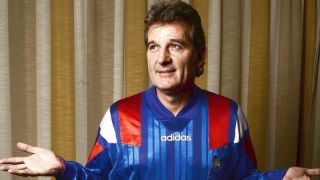 Костадинов към французите: Excusez-moi!