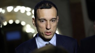 Паметникът на съветската армия няма да бъде унищожен или претопен