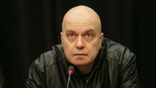 Слави Трифонов към Борисов: Има си процедура, по Конституция
