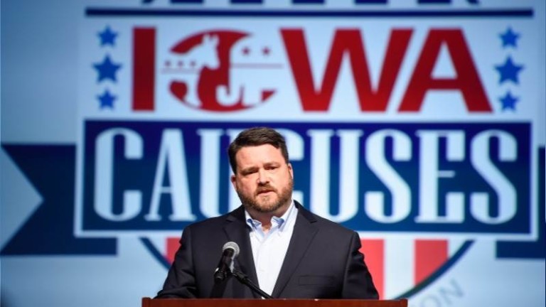 Шефът на демократите в Айова подаде оставка