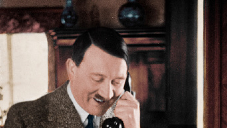 Продават на търг телефона на Хитлер 