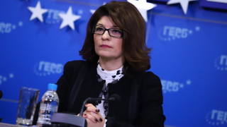 Третият мандат е кризисен Надявам се на политическа смелост и