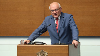 Решението за смяна на областните управители на Кърджали и Смолян