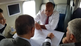 Премиерът Бойко Борисов инспектира с хеликоптер изграждането на газопровода Балкански