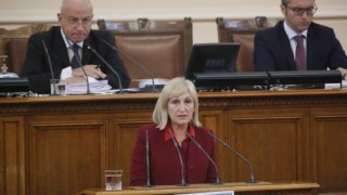 Депутатът от БСП Смиляна Нитова е била заплашвана За това