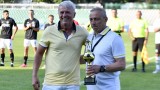 Дончо Донев награди Илиан Илиев за най-добър треньор в Първа лига през миналия сезон