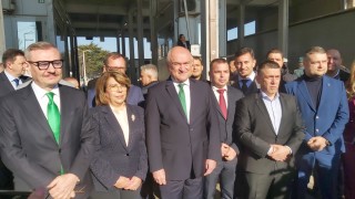 е историческо събитие плод и венец на усилията на