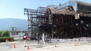 Възстановяват изгорялата сграда на ГКПП "Златарево"