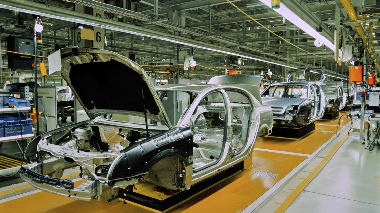 През 2022 година производителят на автомобили Stellantis спря производство в