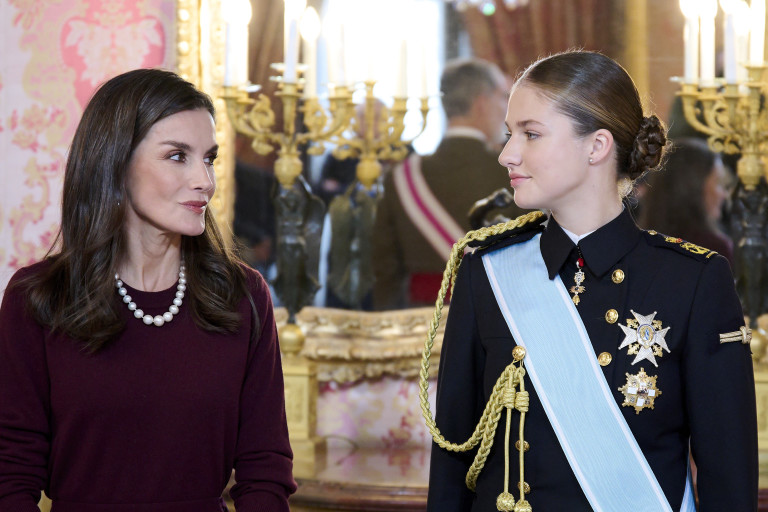 Принцеса Леонор по стъпките на майка си