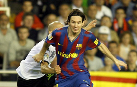 Венгер: Меси играе като на Плейстейшън