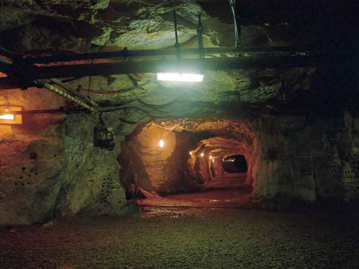 30 затрупани в мина в Чили