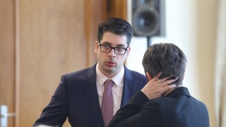 Бих казал че започваме да слагаме ред в хаоса Това