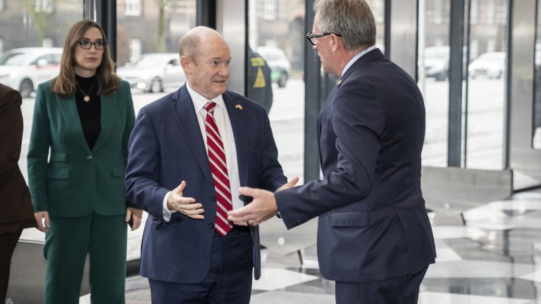 Двупартийна американска делегация успокоява Дания за бъдещето на Гренландия