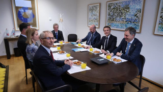 Премиерът в оставка акад Николай Денков участва в качеството си