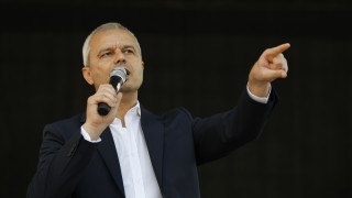 Лидерът на партия Възраждане Костадин Костадинов обяви че близо 50