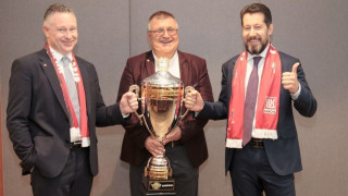 Президентът на Волейболен клуб Нефтохимик 2010 Огнян Томов се срещна