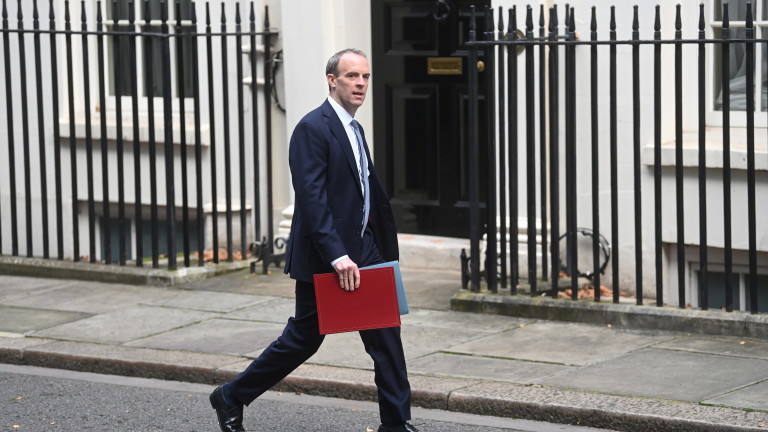 Рааб: Остават съществени различия в преговорите с ЕС