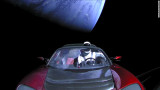 Космическият елелктромобил на Tesla и SpaceX се приближи за първи път до Марс