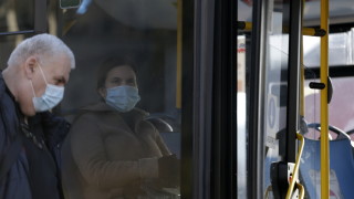 Сърбия обмисля да въведе PCR тестове на границата или карантина