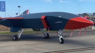 Американската военно технологична компания Anduril представи своя безпилотен изтребител Fury на