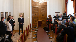 Предсрочните избори - на 11 юли