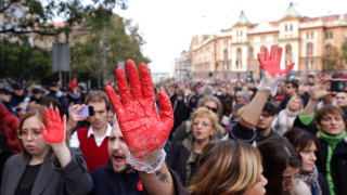 Опозиционери на протест в Белград след инцидента на жп гарата в Нови Сад