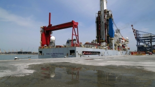 Нефт бликнал в черноморското находище Хан Аспарух 
