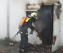 Пожарникар обра хипермаркет в Пловдив
