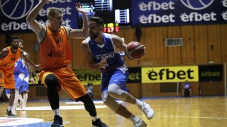 Баскетболният ни национал Божидар Аврамов напусна сегашния си тим Арджеш