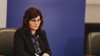 Асена Сербезова:  Няма да има масово преминаване към онлайн обучение