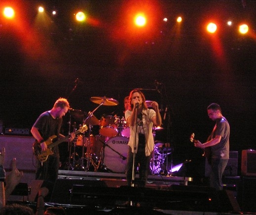 Pearl Jam предоставят записи на концертите си на официалния сайт