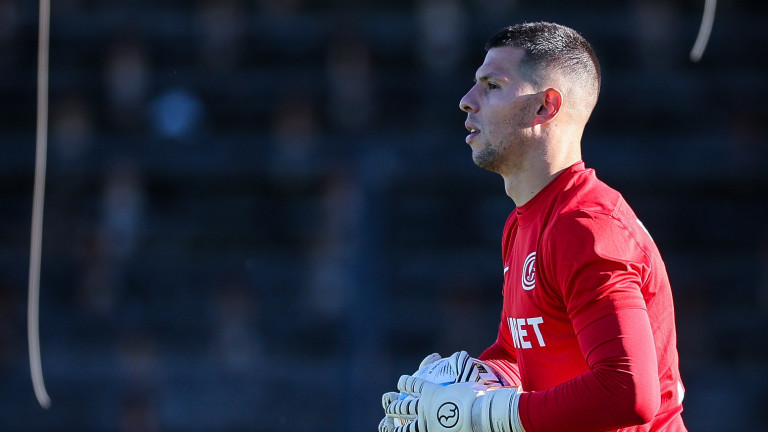 Титулярният вратар на "соколите" пред напускане