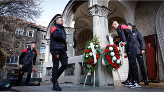 Селекционерът на България Александър Димитров и тримата вратари на националния