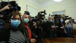 Журналистите при Борисов - само след преглед и с маска