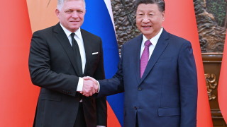 Китайският президент Си Дзинпин похвали Словакия за придържането ѝ към