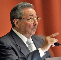 Раул Кастро се срещна с Мануел Селая