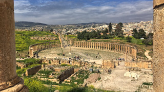8 души са намушкани в Йордания до популярни римски руини