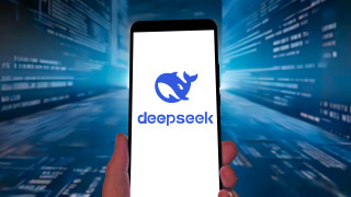 Китайският стартъп DeepSeek пусна предварителна версия на дългоочаквания си модел