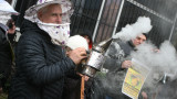 Пчелари от цялата страна протестират срещу масовото отравяне на пчелите с пестициди