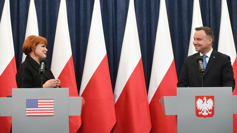 Президентът на Полша Анджей Дуда съобщи, че поляците ще могат