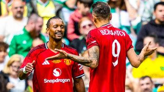 Димитър Бербатов отбеляза гол за Манчестър Юнайтед при равенството 2 2