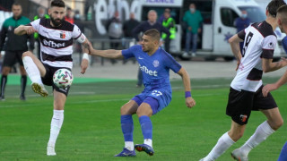 Локомотив Пд 0 0 Арда 22′ Илия Юруков получава