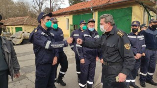 Пожарникарите у нас реагирали на 50 000 сигнала през годината