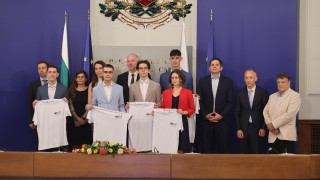 Премиерът Росен Желязков и министърът на образованието и науката Красимир